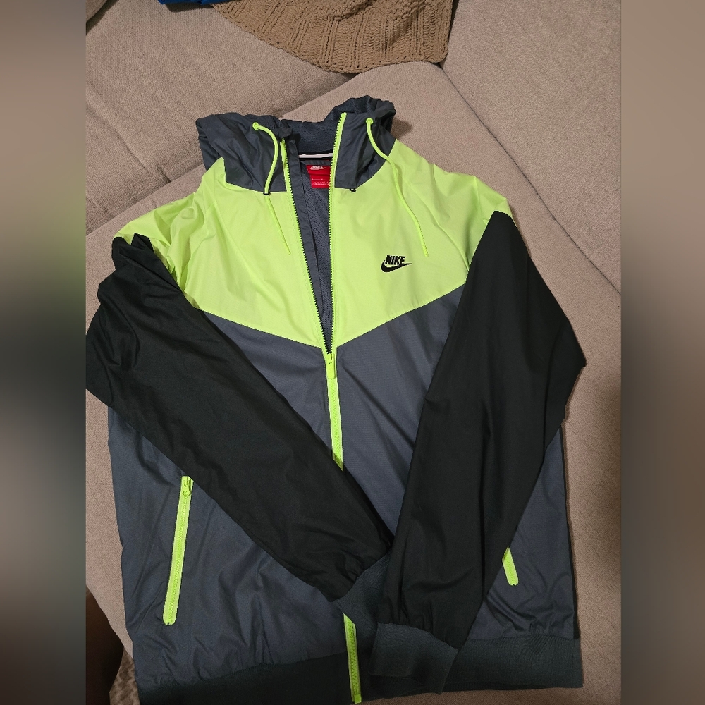 Nike Black and Green Windbreaker Jacket